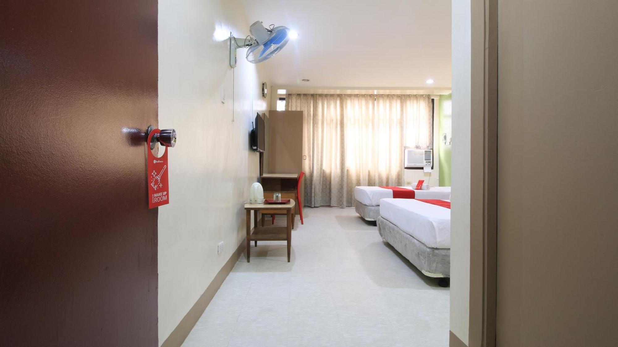 Reddoorz Plus @ Chinatown Binondo Manille Extérieur photo