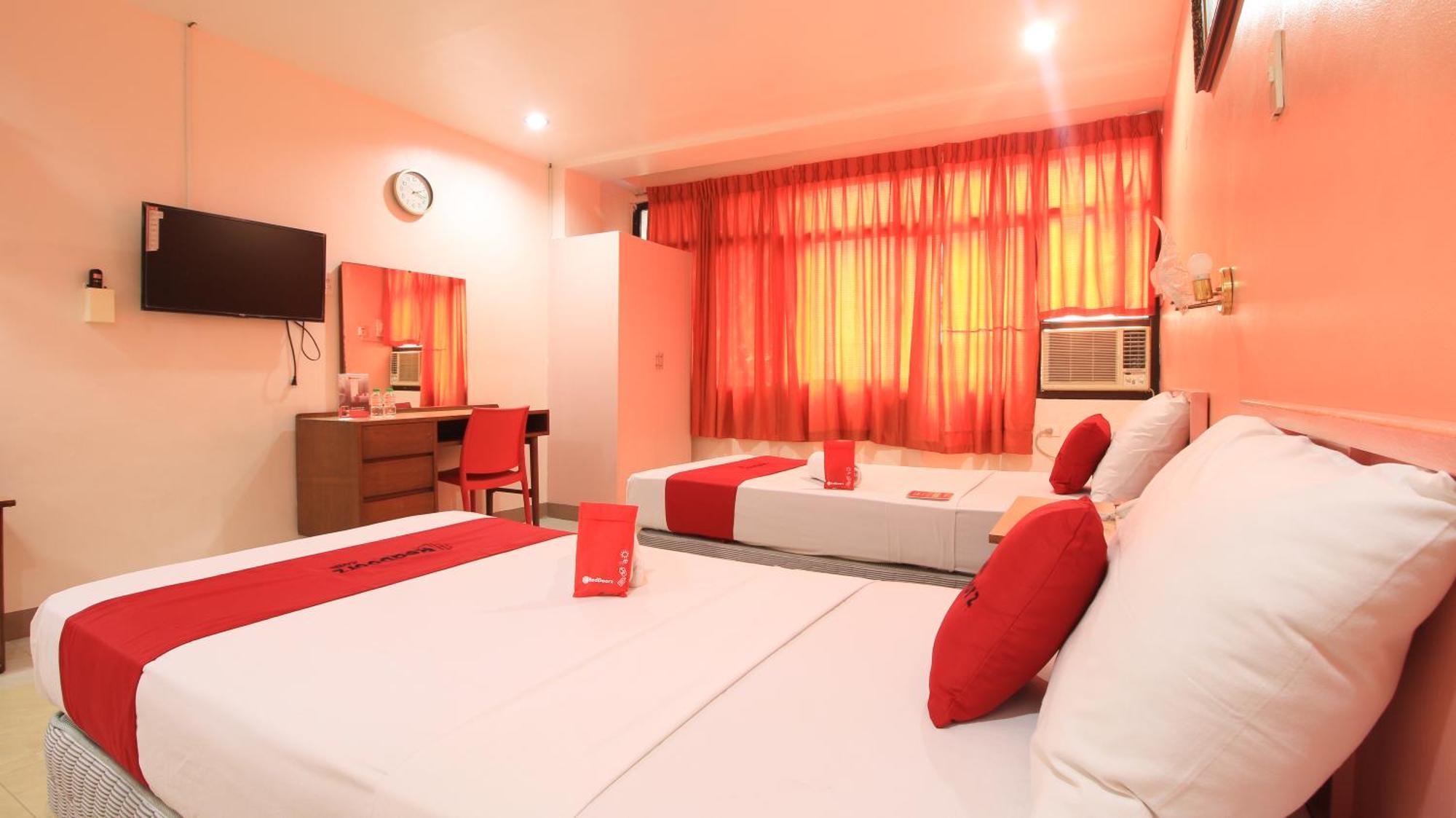 Reddoorz Plus @ Chinatown Binondo Manille Extérieur photo