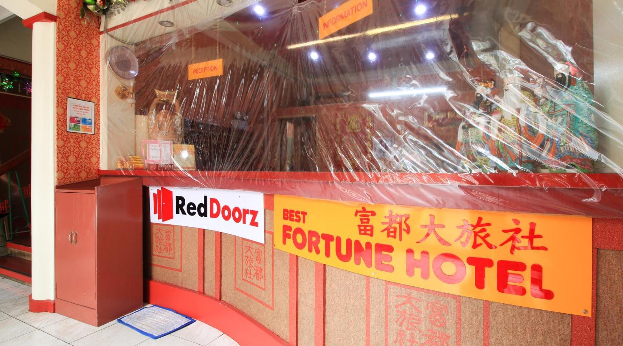 Reddoorz Plus @ Chinatown Binondo Manille Extérieur photo